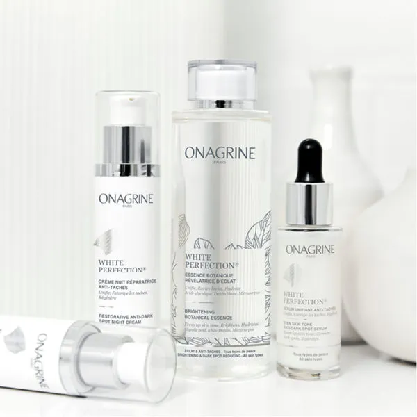 ONAGRINE
WHITE PERFECTION - Essence Botanique Révélatrice d'Éclat - Visage - Tous Types de Peaux, 200ml
